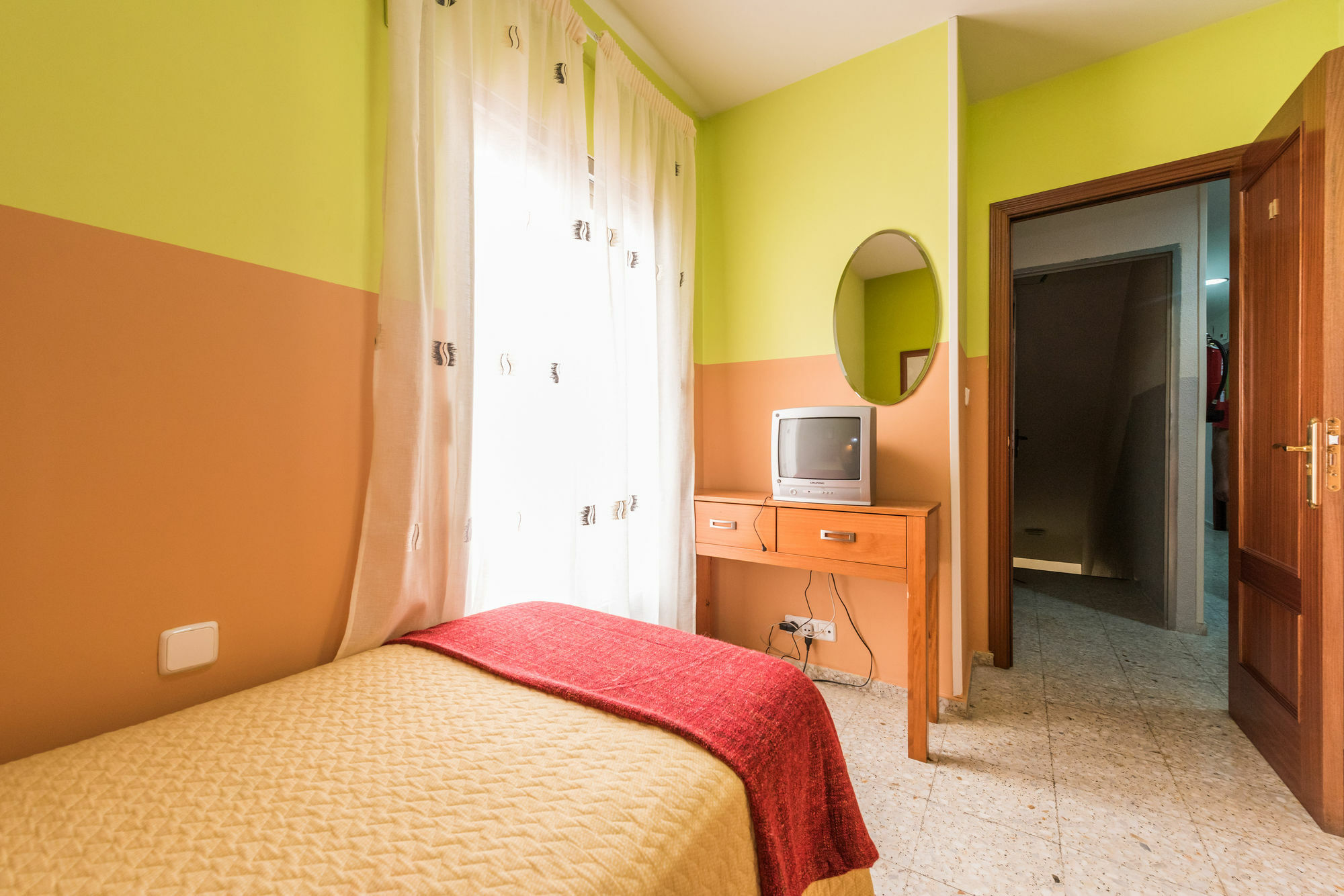 Hostal Arkanta อาร์กันดา เดล เรย์ ภายนอก รูปภาพ