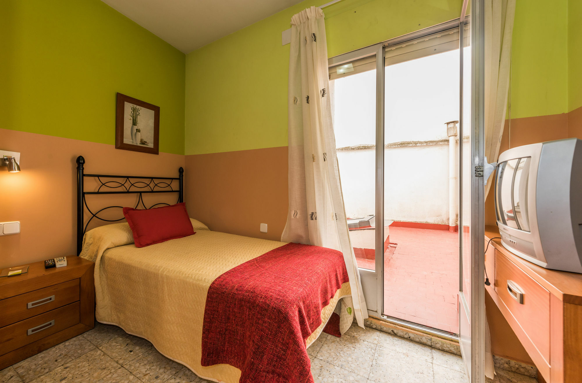 Hostal Arkanta อาร์กันดา เดล เรย์ ภายนอก รูปภาพ